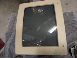 Vintage AppleColor High-Resolution RGB Monitor M1297 – Macintosh - Picture 1 of 7