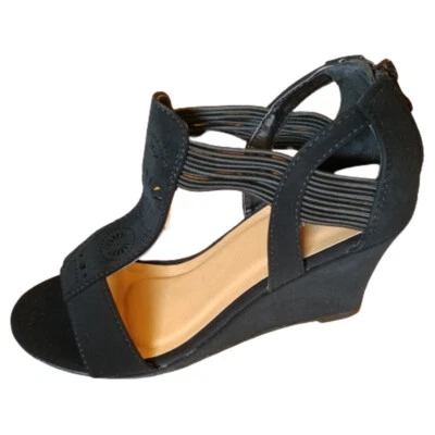  Forever Sammy-73 Women's T-Strap Cutout Detail Zip Back Wedge Sz 7.5 - Image 1 of 4