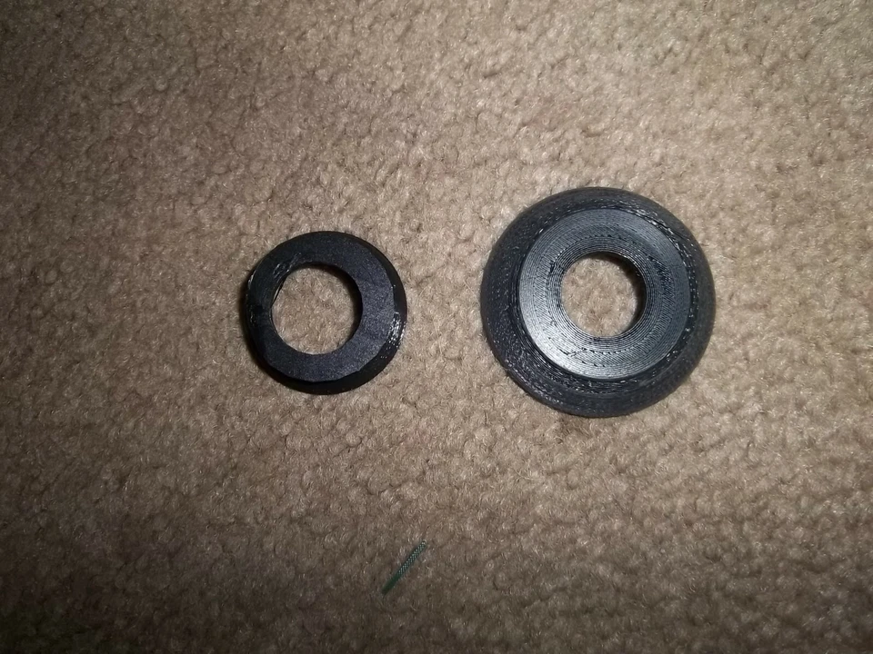 Nash Ambassador Años 40 y 600 Manija de Puerta Manivela de Ventana Biseles de Plástico Repros Foto 1 de 1