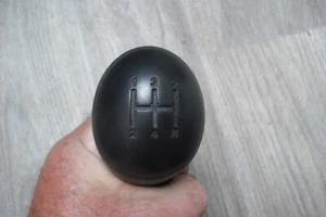 UN POMELLO CAMBIO ORIGINALE ROVER MG F MGF 5 MARCE - Foto 1 di 3
