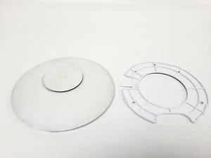 UniFi UAP-AC-PRO Access Point, Dual-Band WiFi-5, 3x3 MIMO, 48V PoE w/Mount - Afbeelding 1 van 13