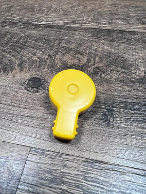 Eureka 8852bVz Pet Capture Part Hepa Cam Lock - Image 1 of 3