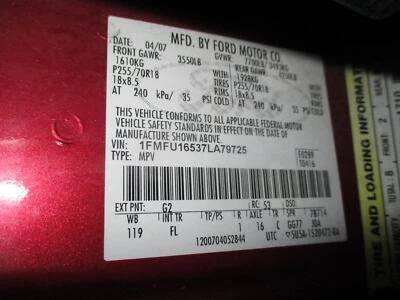 Luz de conducción usada se adapta a: Ford Expedition 2007 conducción antiniebla cubierta inferior montada Gr Foto 1 de 4