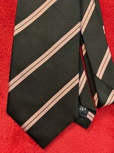 Corbata de seda negra Lands' End con rayas rosas 3 3/8" W x 57" L hecha a mano en EE. UU. USADA EN EXCELENTE ESTADO - Imagen 1 de 12