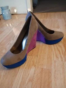Worthington Multicolor wedge heels, 5" heel, suede, pre-owned, size 7 - Picture 1 of 4