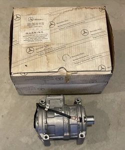 GENUINE MERCEDES BENZ NEW AC COMPRESSOR 1990-1999 000230051180 - Picture 1 of 8