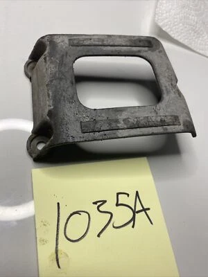 Kawazaki KG27A Trimmer Fuel tank Holder foot￼ OEM Original 34001-2087 - Image 1 of 4