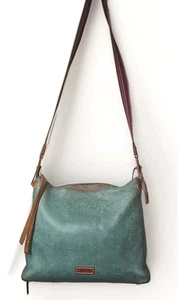Borsa a tracolla quadrata Consuela ritirata in pelle color verde acqua 9"x 11" zip superiore - Foto 1 di 24