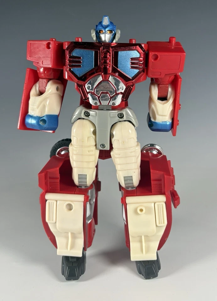 Takara 2000 Transformers: Car Robot Super Fire Convoy **READ** - Image 1 of 4