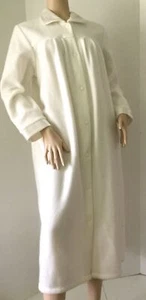 Lord & Taylor Super Soft Sleep & Lounge Snap Robe (Size S) - Picture 1 of 12