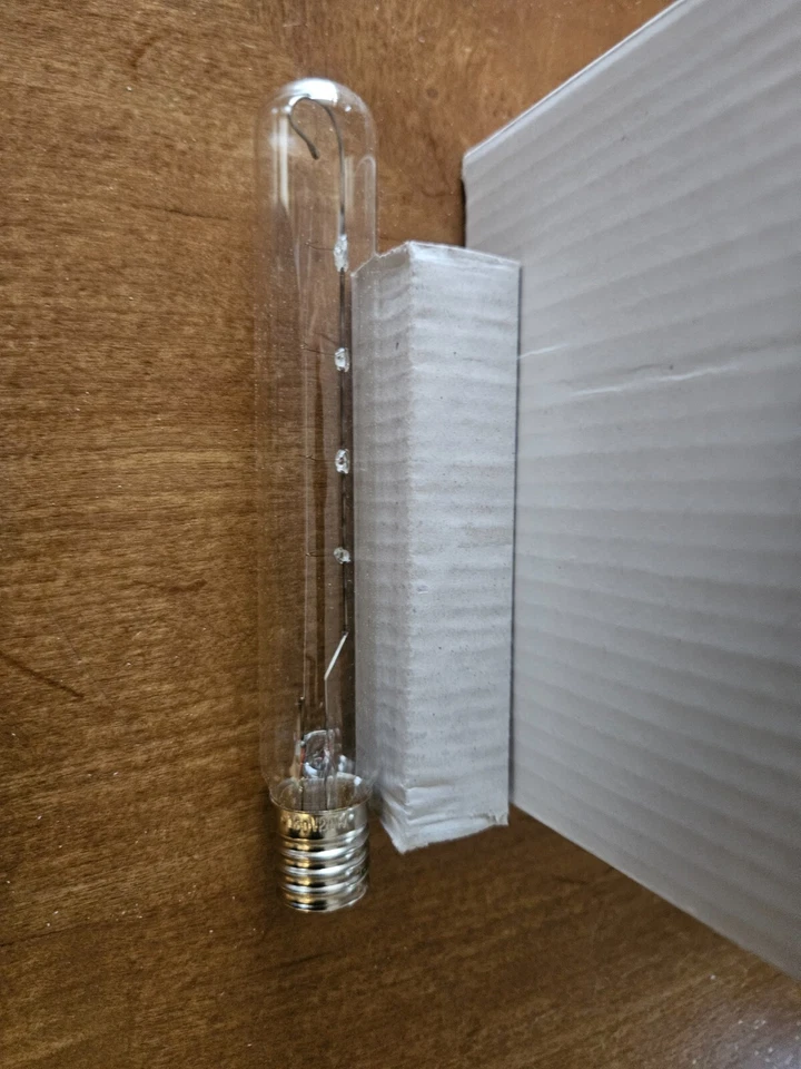 Tubular 20T6.5DC CL 130 20W 130V Bayonet Base Bulb  - Image 1 of 1