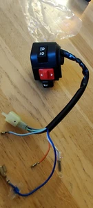 commodo gauche de clignotant Honda lead NH50MDD/MSD/MSE/MDE/MDG NH 35200-gc8-601 - Imagen 1 de 3