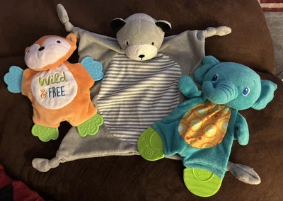Fox, Bear & Elephant Blanket Teething Toy Teether Silicone Feet Soft Fabric - Image 1 of 4