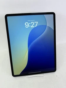 Apple iPad Pro 6th Generation 12.9" 1TB Wi-Fi + AT&T - Picture 1 of 10