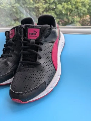 Puma Black & Red Trainers Size UK 5 / EUR 38 Sports Shoes Good condition  - Image 1 of 4