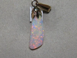 2,5 ct. roter Opal Anhänger, massiv 14 k Gelbgold - Bild 1 von 12