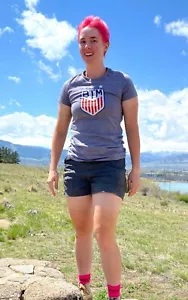 buythemojo BTM USA Shield Logo Short Sleeve T-Shirt Women MEDIUM LARGE Grey - Picture 1 of 7
