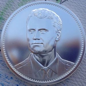 2 oz. CHARLIE KIRK MEMORIAL Edición Limitada 50mm Redondo .999 Plata Fina - Imagen 1 de 7