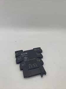 **NEW** EATON XR Terminal Block Relay XRU1S24 - Picture 1 of 5