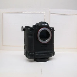 Sony Alpha Digital 7R II SLR Camera with the Grip - Picture 1 of 6