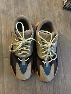 Talla 10.5 - Adidas Yeezy Boost 700 Naranja Lavado Foto 1 de 4