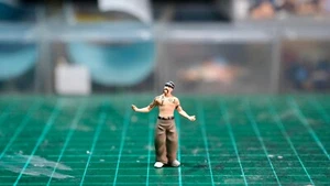 Kepopic Miniature Figure Scale 1/64 For Diecast - Picture 1 of 3