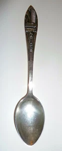 Souvenir Sterling SILVER SPOON NEW YORK CITY United Nations Modern Building 60s - Picture 1 of 3