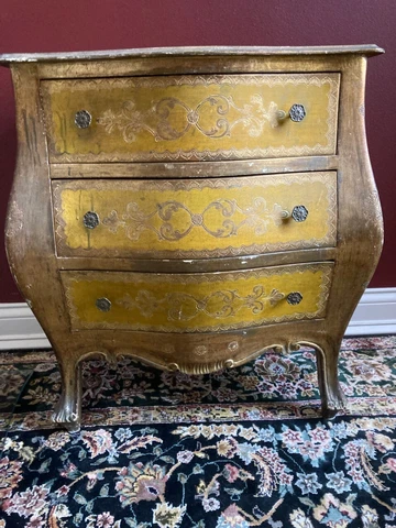 Vintage 1960's Gold Leaf Florentine cabinet/commode from Italy Cover