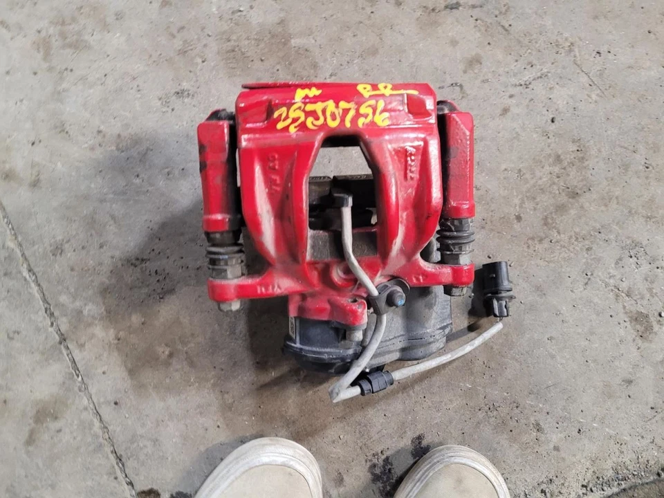 Passenger Right Caliper Rear Fits 18-21 AUDI SQ5 2048169 - Image 1 of 1