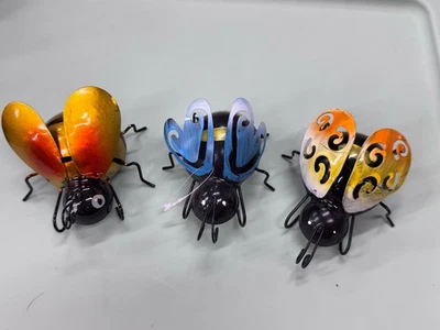 3 Metal Garden Art Decorative Bugs Outdoor Wall Sculptures Pot Hangers - Image 1 of 2