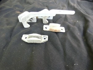 2 x Caravan window handle catches with receivers - Picture 1 of 2