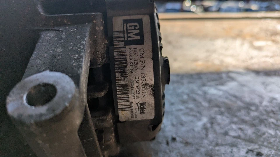 Used Alternator fits: 2006 Ford Mustang 4.0L SOHC Grade A - Изображение 1 из 4