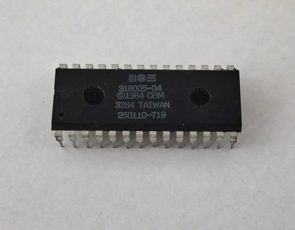 Commodore  318005-04 NTSC Kernal ROM für Commodore C16, C116, +4 - Bild 1 von 1