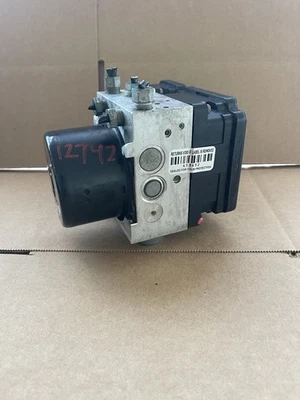 2010 凯迪拉克 SRX 3.0L ABS 防锁制动泵模块 20864834 原始设备制造商 — 第 1/4 张图片