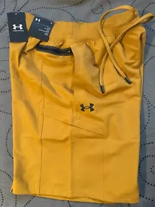 UNDER ARMOUR ELITE SPORTSTYLE CARGO #707 YELLOW OCHRE SHORTS SIZE M MEN $90.00 - Picture 1 of 5