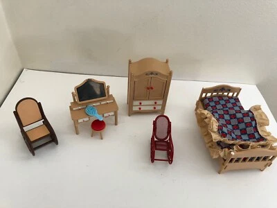 Vintage 1970s Tomy Made in Japan Doll House Furniture Bedroom Set + Metal Chair - Image 1 of 4