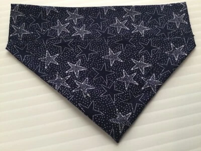 Stars on Navy XX Pequeño Sobre el Cuello Perro/Gato Bandana Mascota Moda Accesorio Foto 1 de 4
