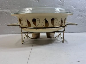 Pyrex Golden Hearts Cinderella 2.5 Qt Casserole 045  With Lid And Warmer  - Picture 1 of 18