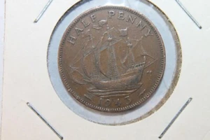 1943 UK Great Britain half penny coin - Picture 1 of 3