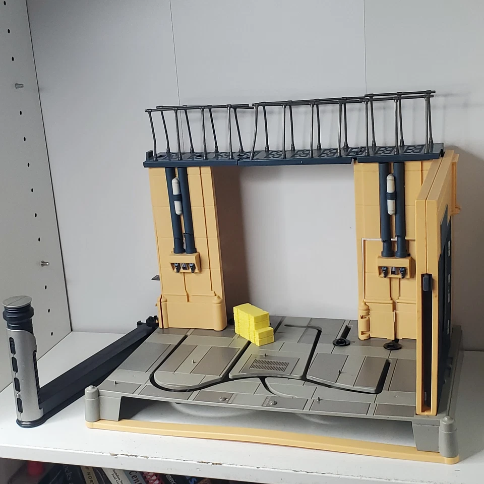 Juego Star Wars Theed Hangar Episodio 1 Motorizado Hasbro 1999 Casi Completo Foto 1 de 4