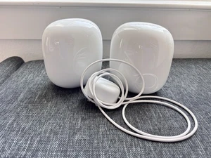 Router siatkowy Google Nest Wifi Pro Wi-Fi 6E - śnieg (biały) 1 każdy z przewodem zasilającym - Zdjęcie 1 z 1