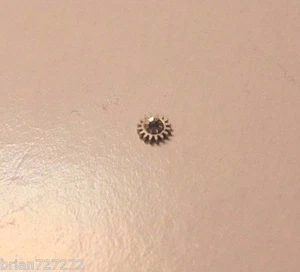 JLC LeCOULTRE 449-450-452-484-494 Vacheron 453-454 #410 Winding Pinion - Bild 1 von 1