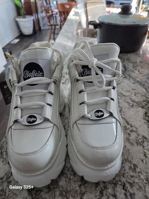 ¡NUEVO DESDE LONDRES! Zapatillas Buffalo Platform blancas talla 37 Foto 1 de 4