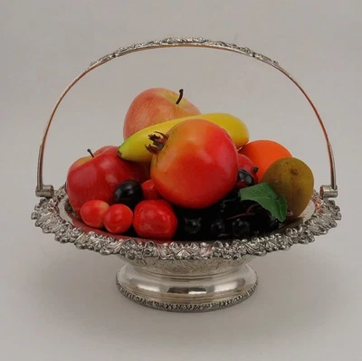Antigua cesta de frutas georgiana c1820 grande floral Sheffield plata fundida Foto 1 de 4