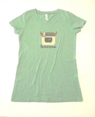 Camiseta BELLA INSTEERGRAM Unisex Mediana Verde Gráfica (T) Foto 1 de 4