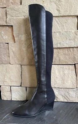 Botas para mujer Stuart Weitzman 5050 sobre la rodilla cuero negro tacón de cuña, 7 M Foto 1 de 4