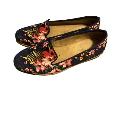 Pisos florales en aerosoles talla 8 Foto 1 de 4