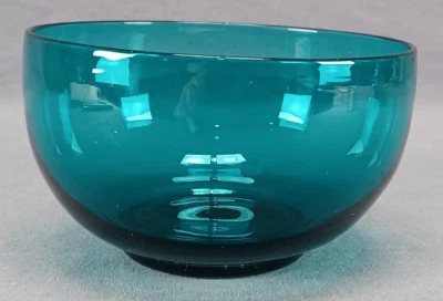 Mid 19th Century British "Bristol Teal" Hand Blown Glass Finger Bowl - Image 1 of 4