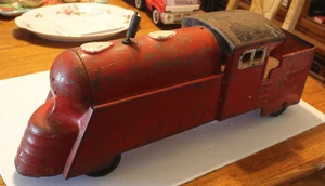 Antique Vintage Marx 3000 Pressed Steel Toy Ride On Train Locomotive Art Deco - Picture 1 of 10