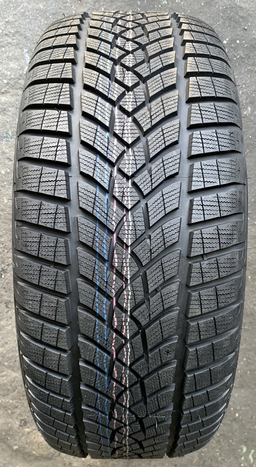 1 Winterreifen 265/45 R20 108T Goodyear Ultra Grip Ice 2+ NEU DOT 22 73dB  - Bild 1 von 1